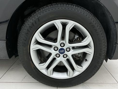 Used 2016 Ford Edge Titanium FWD image 48