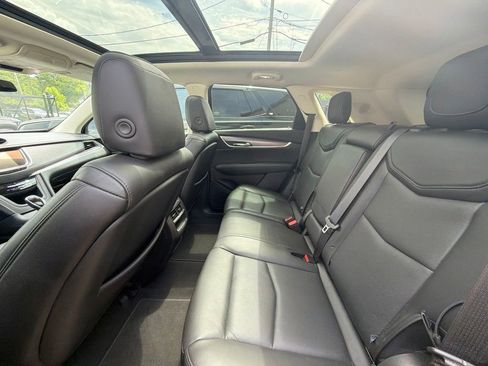 Used 2019 Cadillac XT5 Luxury AWD/4WD image 13