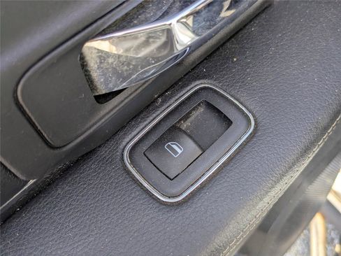 Used 2017 RAM 1500 Sport w/ Convenience Group AWD/4WD image 16