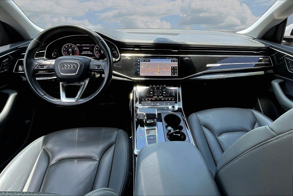 Used 2020 Audi Q8 Premium Plus w/ Premium Plus Package AWD/4WD image 7
