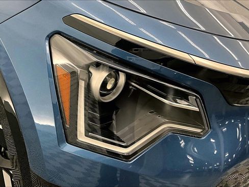 Used 2025 Kia Niro Wind image 25