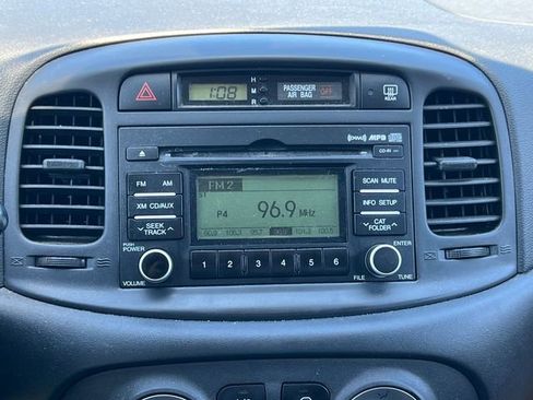 Used 2009 Hyundai Accent GS w/ Popular Equipment Pkg 2 FWD image 6