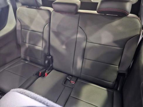 New 2026 Chevrolet Traverse RS image 15