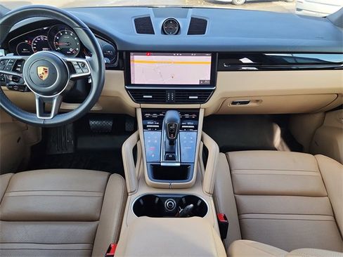 Used 2020 Porsche Cayenne Base image 21
