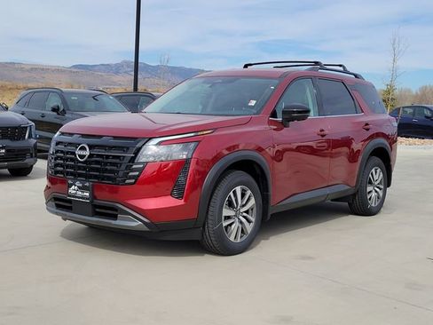 New 2026 Nissan Pathfinder SL AWD/4WD image 1