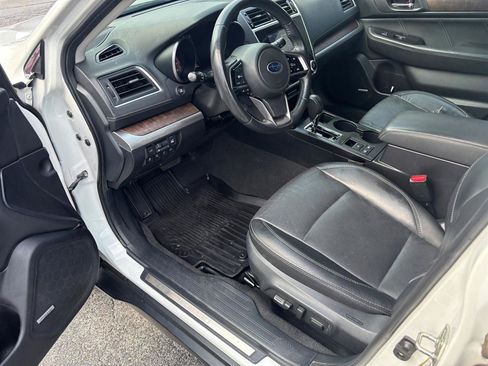 Used 2019 Subaru Outback 2.5i Limited AWD/4WD image 8