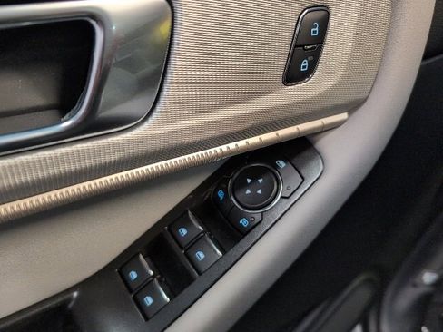 New 2026 Ford Explorer Active w/ Active Comfort Package image 13
