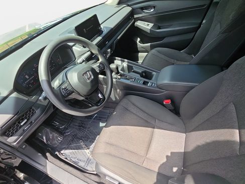 Used 2024 Honda Accord EX image 15