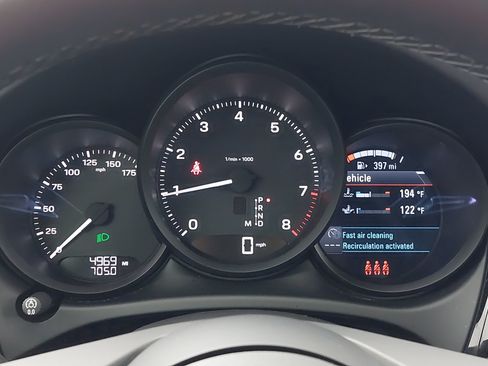Certified 2026 Porsche Macan AWD/4WD image 21