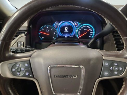 Used 2018 GMC Yukon XL Denali w/ Open Road Package image 31