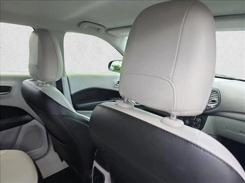 Used 2020 Jeep Compass Latitude image 20