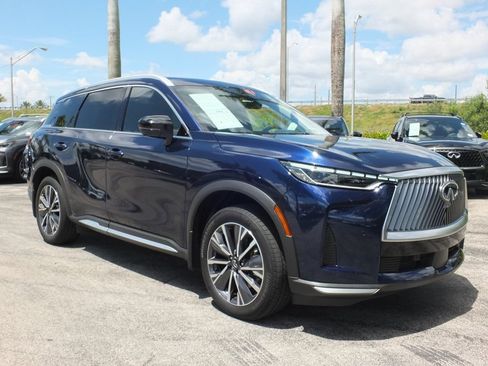 Used 2026 INFINITI QX60 Luxe w/ Cargo Package FWD image 2