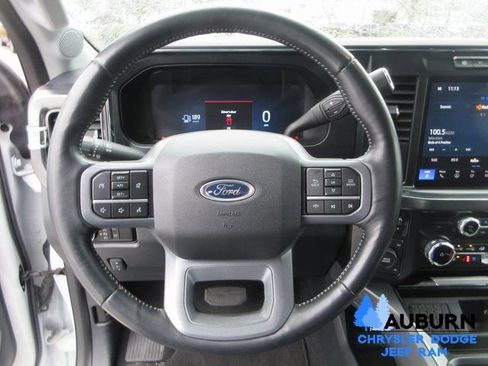Used 2024 Ford F250 Lariat image 11