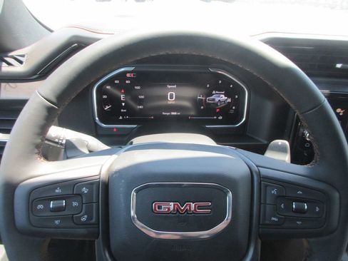 New 2026 GMC Sierra 1500 AT4 w/ AT4 Premium Package AWD/4WD image 18