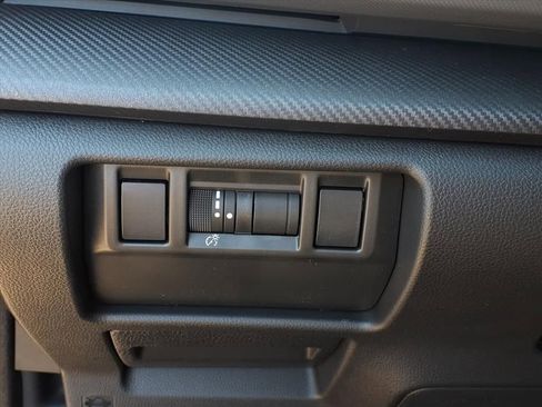 New 2026 Subaru Crosstrek 2.5i Limited AWD/4WD image 18