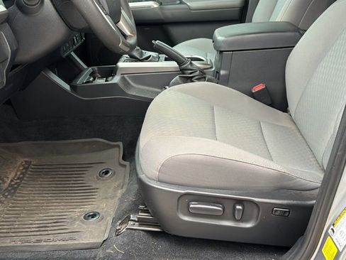Used 2023 Toyota Tacoma SR5 w/ Technology Package AWD/4WD image 9