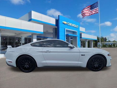 Used 2019 Ford Mustang GT Premium w/ GT Performance Package RWD image 2