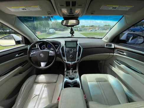 Used 2012 Cadillac SRX Luxury FWD image 11