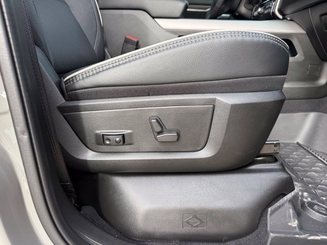 Used 2026 RAM 3500 Laramie w/ Night Edition AWD/4WD image 13