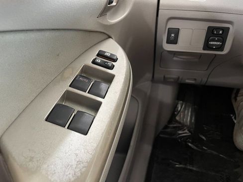 Used 2012 Toyota Corolla LE image 35