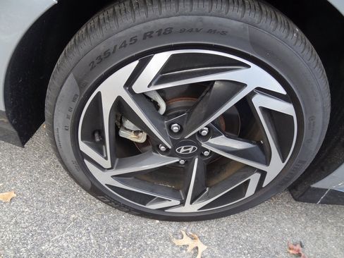 Used 2024 Hyundai Sonata SEL w/ Convenience Package image 10