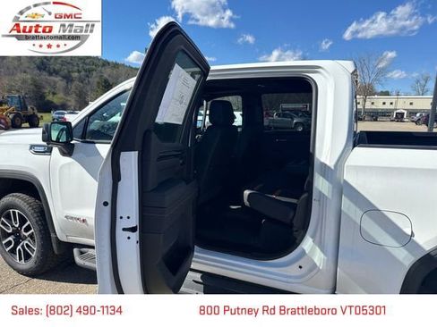 New 2026 GMC Sierra 1500 AT4 w/ AT4 Preferred Package AWD/4WD image 13
