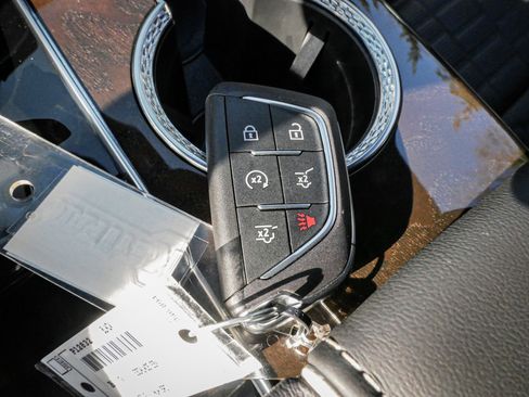 Used 2026 Cadillac Escalade ESV Platinum Sport w/ LPO, ONYX Package image 38