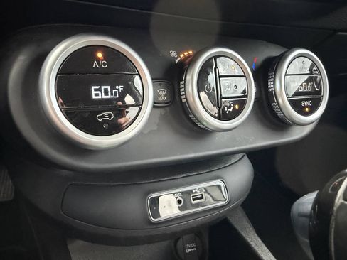 Used 2017 FIAT 500X Trekking AWD/4WD image 32