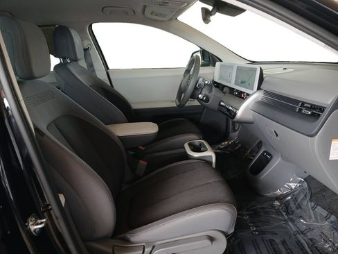 Used 2024 Hyundai Ioniq 5 SEL RWD image 15