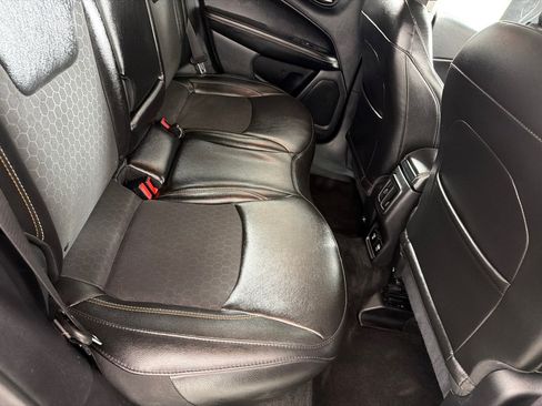 Used 2020 Jeep Compass Latitude w/ Popular Equipment Group FWD image 23