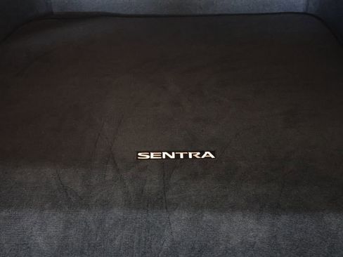 Used 2023 Nissan Sentra SR w/ Midnight Edition Package FWD image 13