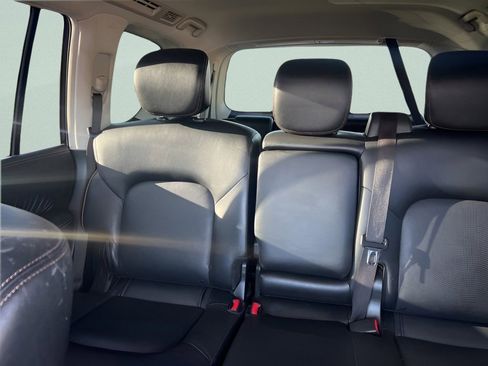 Used 2018 Nissan Armada SL w/ Moonroof Package image 23
