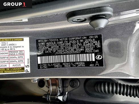 Certified 2025 Lexus UX 300h FWD w/ Accessory Package (Z1) image 34