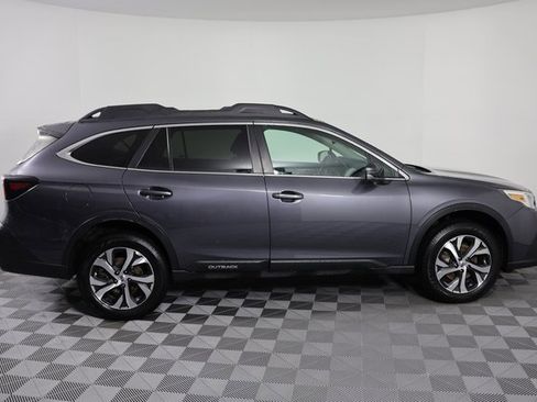 Used 2022 Subaru Outback Limited image 9