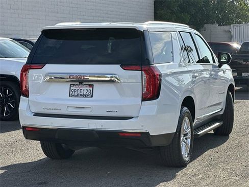 Used 2021 GMC Yukon SLT image 4