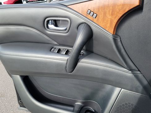 Used 2018 INFINITI QX80 4WD image 7