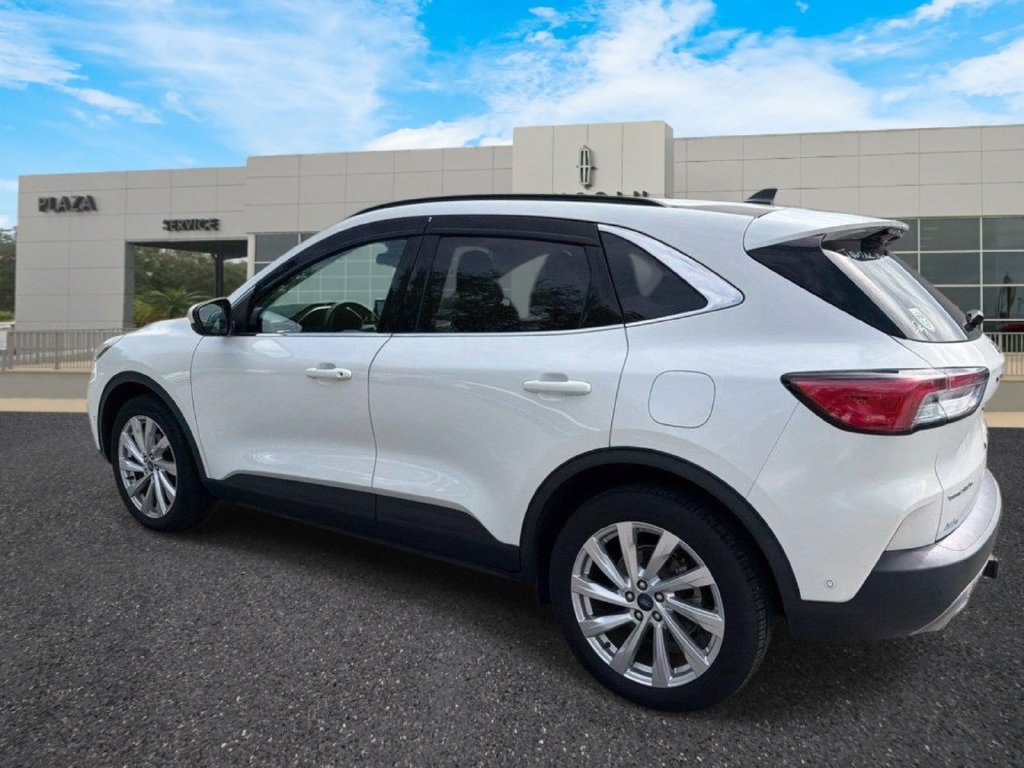 Used 2022 Ford Escape Titanium w/ Titanium Elite Package AWD/4WD image 5