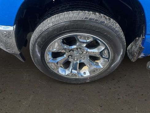 Used 2022 RAM 1500 Big Horn AWD/4WD image 9