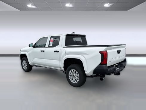 Used 2026 Toyota Tacoma SR RWD image 3