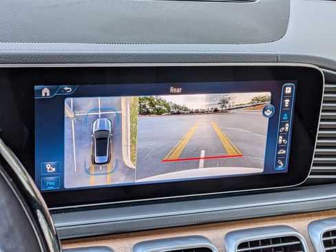 Used 2024 Mercedes-Benz GLE 350 4MATIC image 22