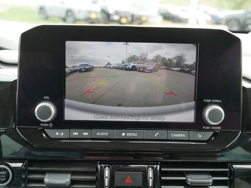Certified 2023 Nissan Pathfinder SV AWD/4WD image 27