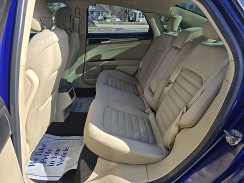 Used 2013 Ford Fusion SE FWD image 17