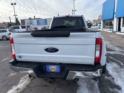 Used 2018 Ford F350 XLT image 14