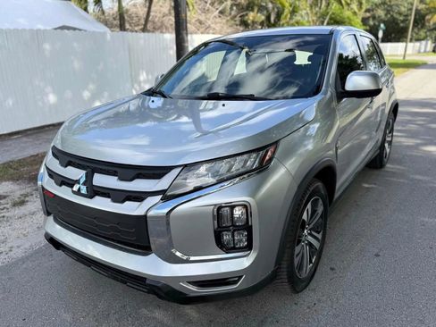 Used 2021 Mitsubishi Outlander Sport ES image 4