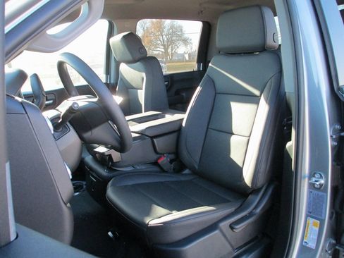 New 2026 GMC Sierra 2500 Pro image 12