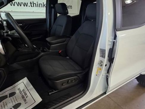 Used 2024 Chevrolet Colorado LT w/ LT Convenience Package II image 14