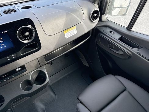 New 2026 Mercedes-Benz Sprinter 2500 image 20