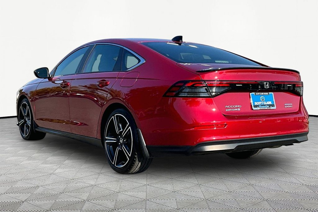 Used 2024 Honda Accord Sport image 5