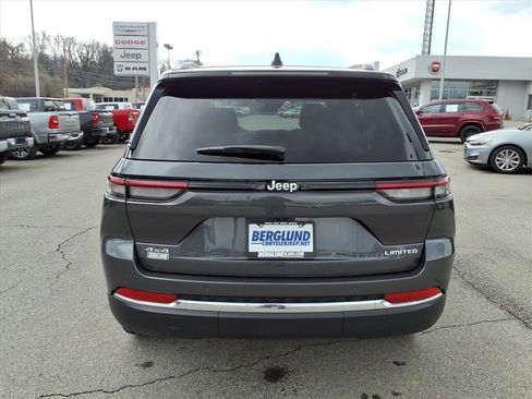 Used 2025 Jeep Grand Cherokee Limited image 5