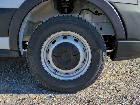 New 2026 Ford Transit 250 148 Medium Roof w/ Load Area Protection Package image 11